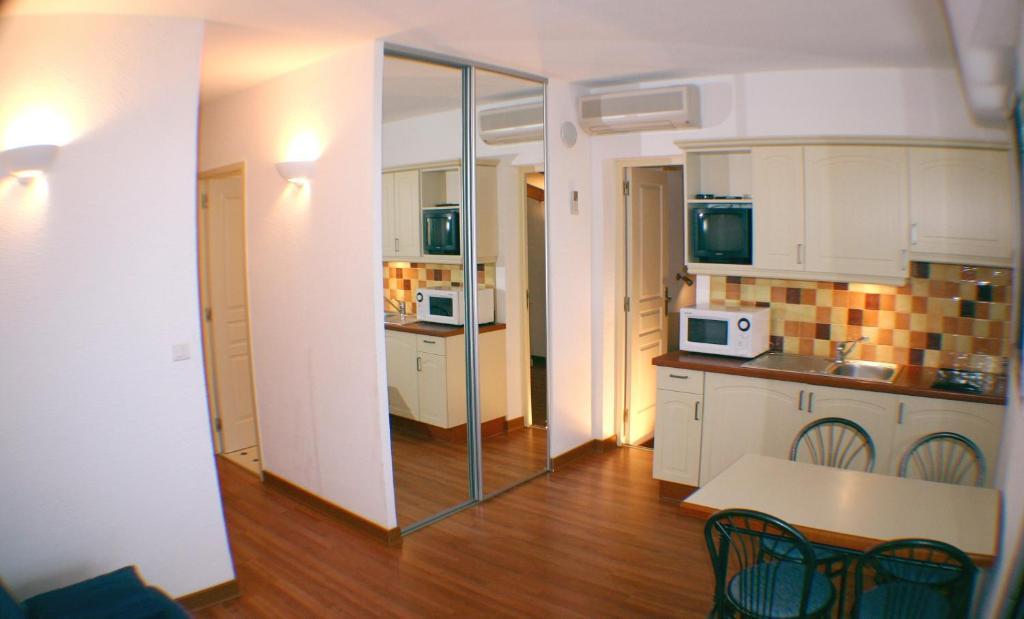Residence Hoteliere Scudo Ajaccio  Oda fotoğraf